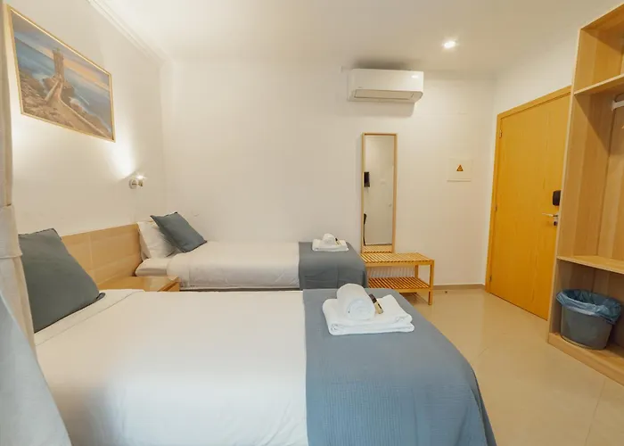 Πανσιόν Downtown By Hosty