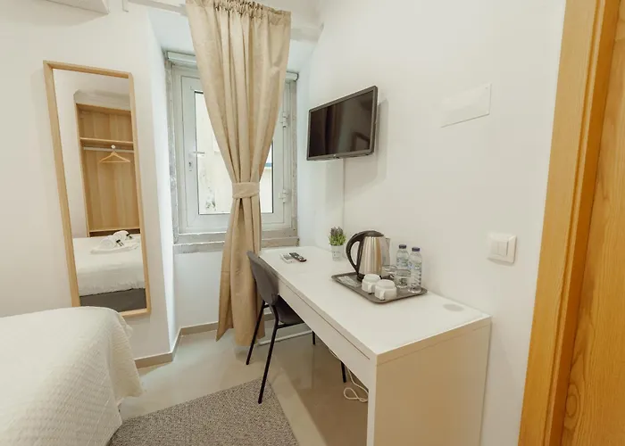 Downtown By Hosty 3*