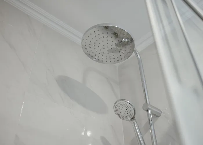 Πανσιόν Downtown By Hosty 3*