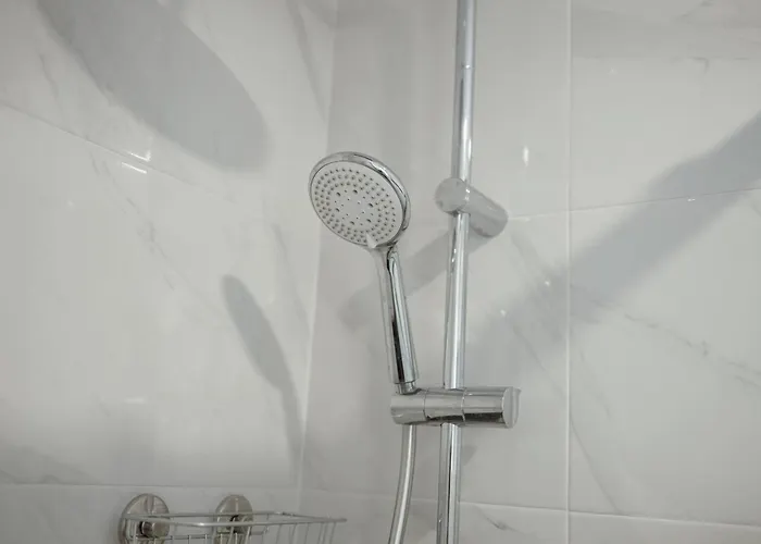 Downtown By Hosty Πανσιόν