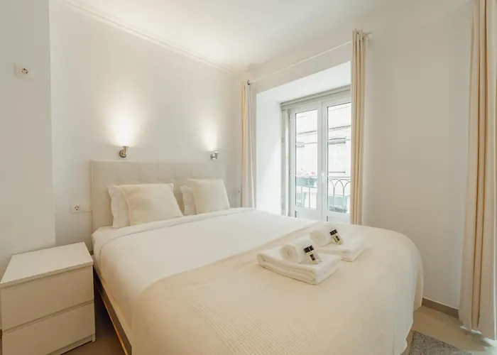 Downtown By Hosty 3*