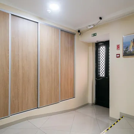 Guest house Downtown By Hosty