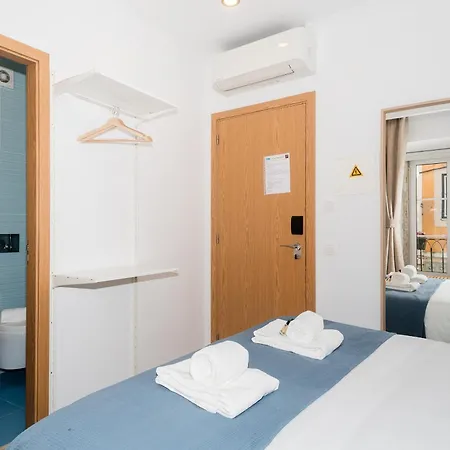 Downtown By Hosty Guest house *