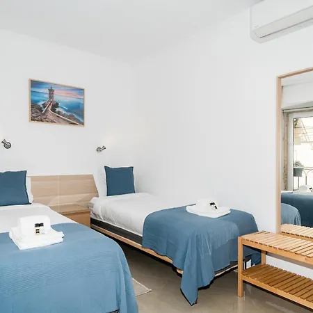 Guest house Downtown By Hosty