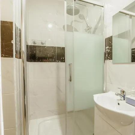 Gasthof Downtown By Hosty 3*