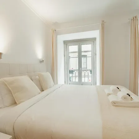 Downtown By Hosty 3*